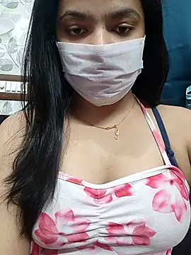 Myloveurvi online show from October 24, 2025, 2:24 pm