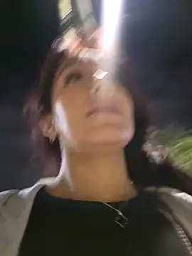 Snapshot of Lau1127 chatting on November 28, 2025, 1:08 am Lau1127 online show from November 28, 2025, 1:08 am