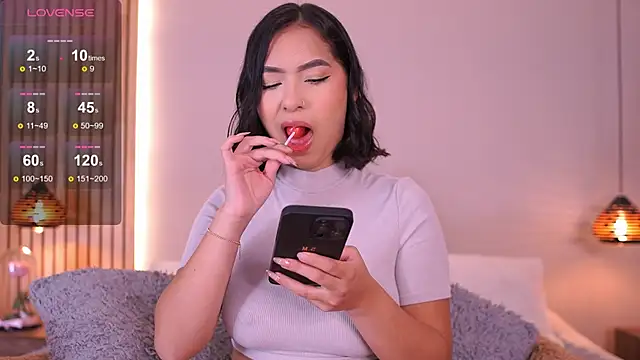  SofiaCortez  online show from September 29, 2025, 12:10 pm