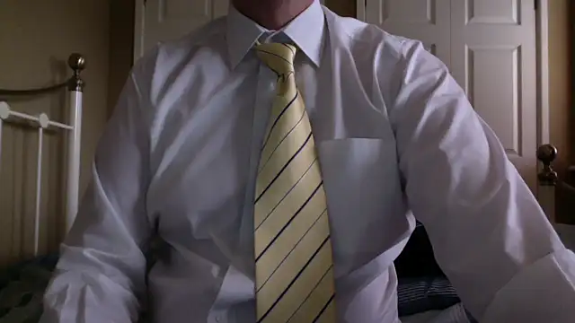 Snapshot of midlandsforfun chatting on February 19, 2025, 11:49 am midlandsforfun online show from February 19, 2025, 11:49 am