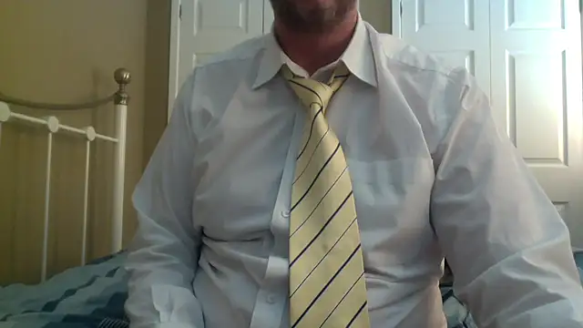 Snapshot of midlandsforfun chatting on March 19, 2025, 12:34 pm midlandsforfun online show from March 19, 2025, 12:34 pm