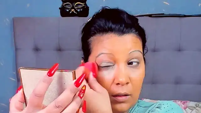 AmyCubes online show from February 15, 2025, 5:19 am