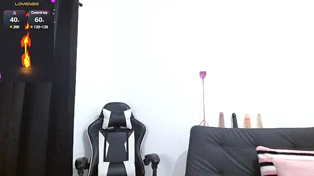 Snapshot of Kiara-Rider chatting on March 15, 2025, 2:14 am Kiara-Rider online show from March 15, 2025, 2:14 am