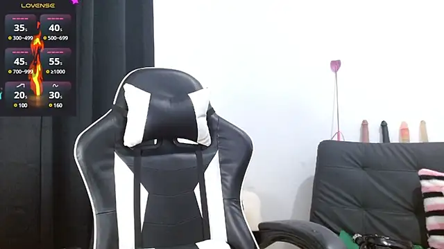 Snapshot of Kiara-Rider chatting on March 15, 2025, 8:26 am Kiara-Rider online show from March 15, 2025, 8:26 am