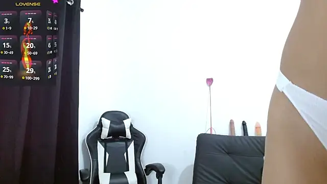 Snapshot of Kiara-Rider chatting on March 19, 2025, 7:49 pm Kiara-Rider online show from March 19, 2025, 7:49 pm