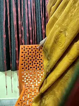 bhuvana555 online show from November 23, 2025, 5:13 pm