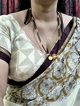 bhuvana555 online show from December 4, 2025, 6:12 am