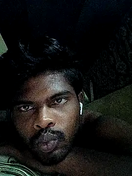 Snapshot of king8580 chatting on October 1, 2025, 3:18 pm king8580 online show from October 1, 2025, 3:18 pm