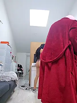 Snapshot of enolaxxx chatting on September 15, 2025, 12:38 pm enolaxxx online show from September 15, 2025, 12:38 pm