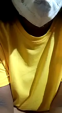 Snapshot of Diwya69 chatting on December 24, 2024, 5:23 pm Diwya69 online show from December 24, 2024, 5:23 pm