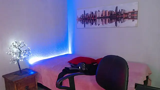 Jeam hot online show from December 15, 2024, 8:25 pm