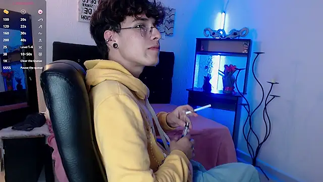 Jeam hot online show from December 4, 2025, 10:29 pm