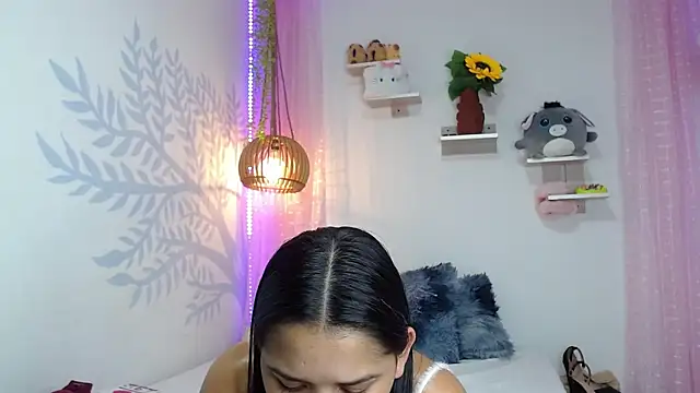 Snapshot of Alison_Wiley chatting on October 9, 2025, 6:00 am Alison Wiley online show from October 9, 2025, 6:00 am