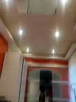 Snapshot of swingr chatting on December 14, 2024, 1:16 pm swingr online show from December 14, 2024, 1:16 pm