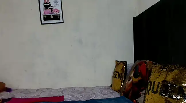 quenliyasa online show from January 21, 2025, 7:17 pm