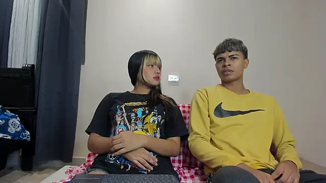 dafnezahiraa  online show from January 14, 2025, 9:41 pm