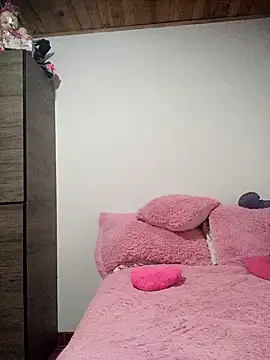 Snapshot of Tanishe_Q chatting on December 7, 2024, 5:59 am Tanishe Q online show from December 7, 2024, 5:59 am