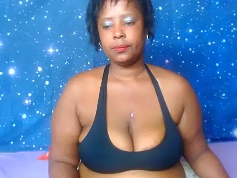 Snapshot of 2Sweetysmile chatting on February 17, 2025, 6:26 pm 2Sweetysmile online show from February 17, 2025, 6:26 pm