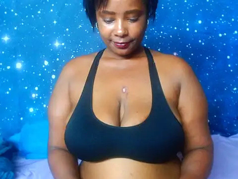 Snapshot of 2Sweetysmile chatting on February 20, 2025, 7:52 pm 2Sweetysmile online show from February 20, 2025, 7:52 pm