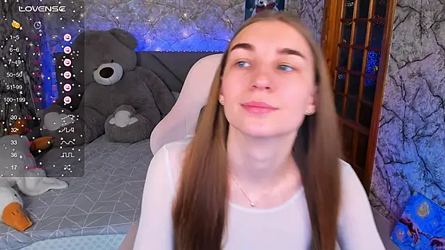  flowersweeet  online show from November 4, 2025, 12:37 pm