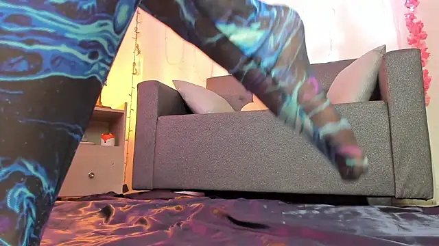 Alaia Love77 online show from January 21, 2025, 9:46 pm