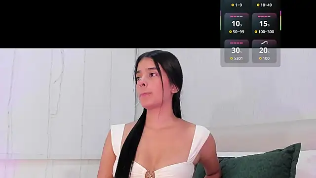 Isaa Queen online show from October 17, 2025, 7:38 pm