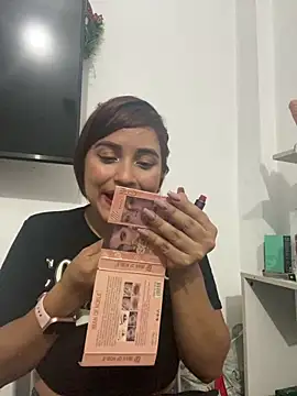 Snapshot of perlita05 chatting on March 5, 2025, 1:21 am perlita05 online show from March 5, 2025, 1:21 am