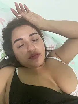 Snapshot of perlita05 chatting on March 19, 2025, 2:16 am perlita05 online show from March 19, 2025, 2:16 am