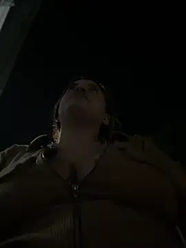 Snapshot of perlita05 chatting on March 23, 2025, 4:27 am perlita05 online show from March 23, 2025, 4:27 am