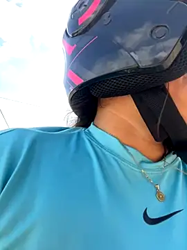 Snapshot of perlita05 chatting on September 24, 2025, 7:39 pm perlita05 online show from September 24, 2025, 7:39 pm