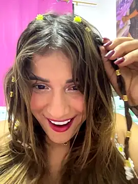 Snapshot of perlita05 chatting on October 1, 2025, 4:18 am perlita05 online show from October 1, 2025, 4:18 am