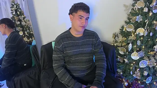 Snapshot of MatheoVelez chatting on December 24, 2024, 6:11 am MatheoVelez online show from December 24, 2024, 6:11 am