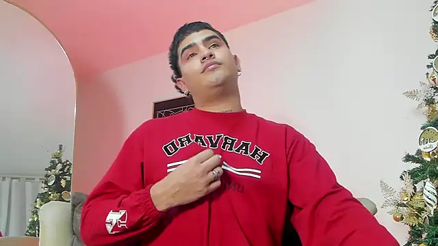 Snapshot of MatheoVelez chatting on December 27, 2024, 3:20 am MatheoVelez online show from December 27, 2024, 3:20 am