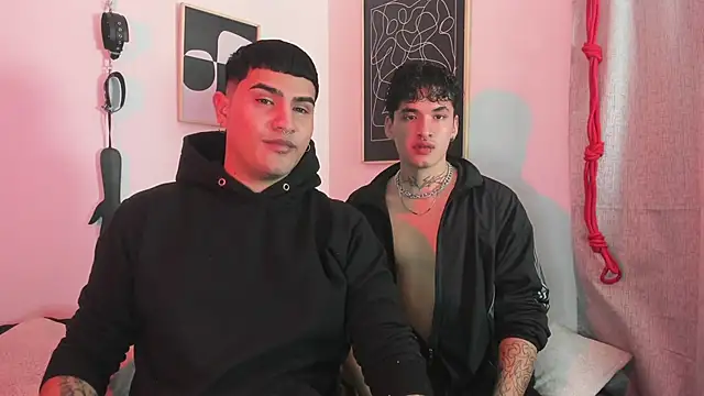 Snapshot of MatheoVelez chatting on February 13, 2025, 7:24 am MatheoVelez online show from February 13, 2025, 7:24 am