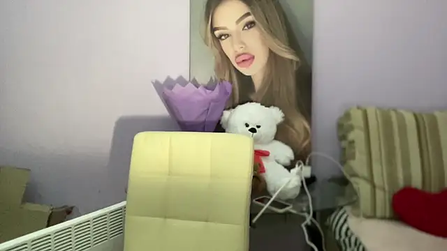 Snapshot of Your_Jessy chatting on January 5, 2025, 8:31 pm Your Jessy online show from January 5, 2025, 8:31 pm