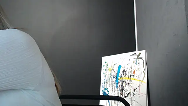 Snapshot of Your_Jessy chatting on November 29, 2025, 2:20 pm Your Jessy online show from November 29, 2025, 2:20 pm