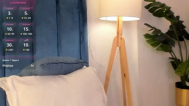 Snapshot of _malih_ chatting on September 10, 2025, 12:49 pm malih online show from September 10, 2025, 12:49 pm