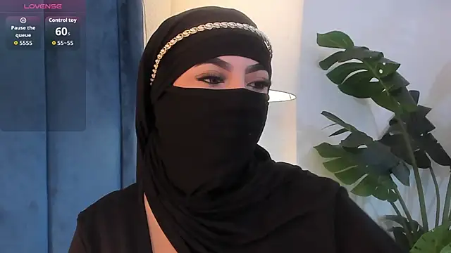 Snapshot of _malih_ chatting on October 7, 2025, 1:08 pm malih online show from October 7, 2025, 1:08 pm