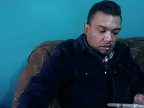 Snapshot of TUMORENO1 chatting on March 11, 2025, 10:20 pm TUMORENO1 online show from March 11, 2025, 10:20 pm