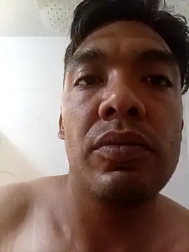 TUMORENO1 online show from October 3, 2025, 5:10 pm