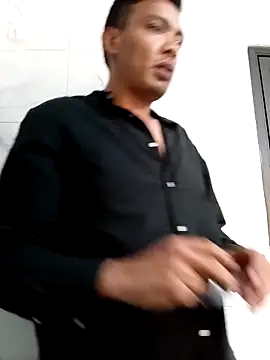 TUMORENO1 online show from October 4, 2025, 5:44 pm