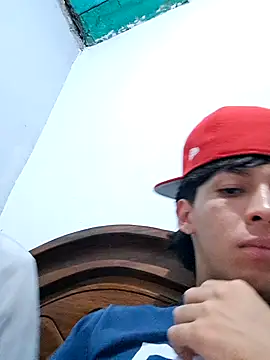 Snapshot of Maximilian0_1 chatting on November 17, 2025, 4:29 am Maximilian0 1 online show from November 17, 2025, 4:29 am