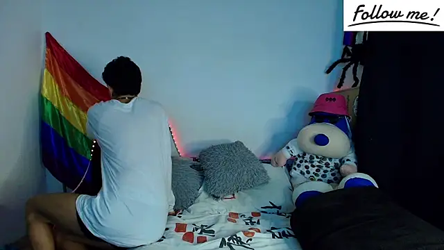 twink sebas  online show from December 13, 2024, 6:42 am