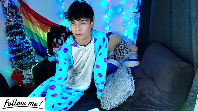 twink sebas  online show from December 29, 2024, 10:03 pm