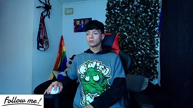 twink sebas  online show from January 17, 2025, 5:41 pm