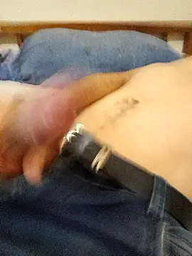 Snapshot of Sexoardiente69 chatting on March 8, 2025, 5:17 am Sexoardiente69 online show from March 8, 2025, 5:17 am