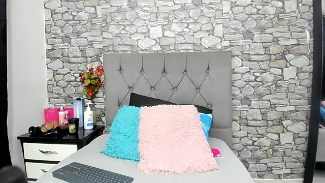 Snapshot of your_angel7 chatting on November 21, 2025, 2:10 am your angel7 online show from November 21, 2025, 2:10 am