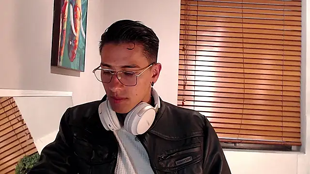 Andy Joy  online show from September 23, 2025, 11:46 am