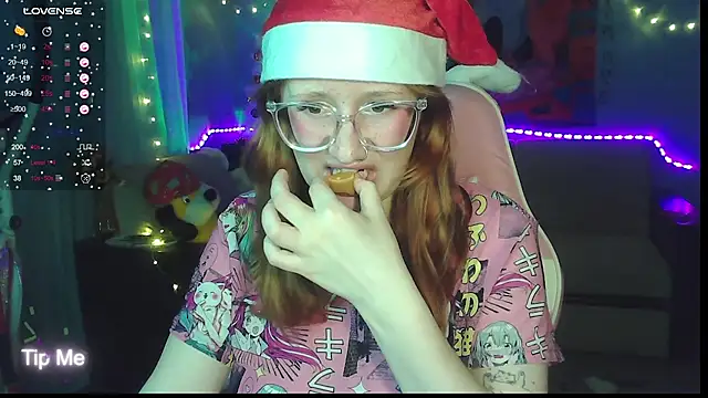 Snapshot of KrisTyBooBsin chatting on December 22, 2024, 3:44 pm KrisTyBooBsin online show from December 22, 2024, 3:44 pm