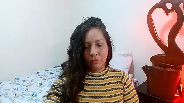 naihroby online show from December 3, 2024, 12:13 am